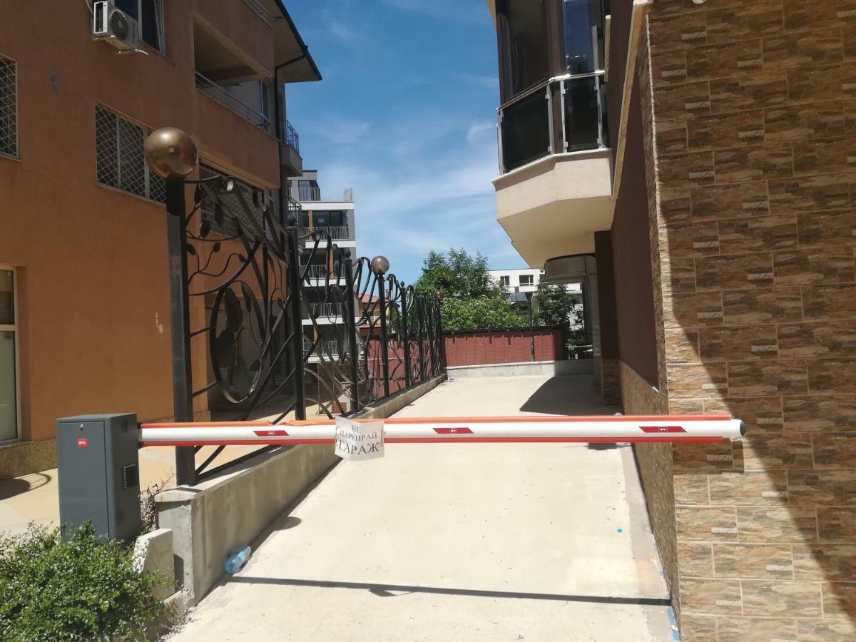 Apartment Sredetz София Екстериор снимка